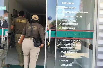 Adolescente que apuñaló a su compañera confesó que planificó el ataque un día antes, según la Fiscalía 