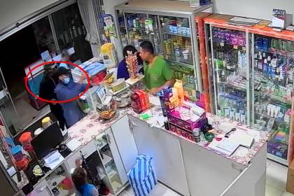 Video: Atracadores en moto se llevan miles de bolivianos en asalto a una farmacia del Plan Tres Mil