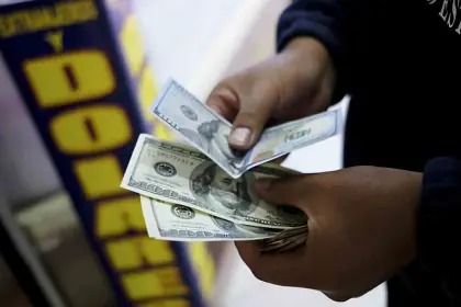 Así se cotiza el dólar digital y referencial en Bolivia en el penúltimo día del año