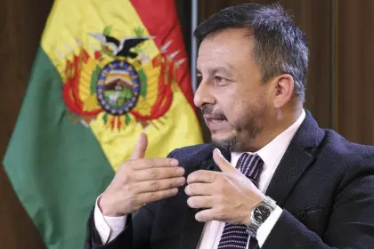 El ministro de Hidrocarburos no asistirá a la interpelación en la Asamblea Legislativa, según el Gobierno