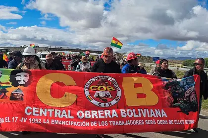 “No hay ningún preacuerdo”: COB exige la abrogación del DS 5503 y rechaza derogación parcial de artículos