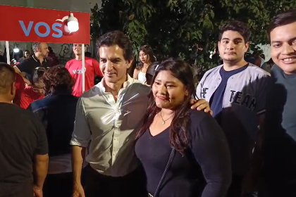 Mamén Saavedra impulsa la recolección de firmas para lograr personería jurídica con VOS