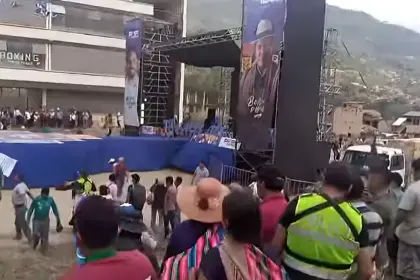 Con pedradas y petardos, evistas irrumpen proclamación de Del Castillo en Caranavi 