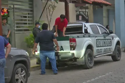 Joven médico es hallado sin vida al interior de un hotel en pleno centro cruceño