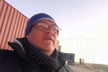 Choferes varados en Sayari piden al gobernador Loza se permita un “paso humanitario”