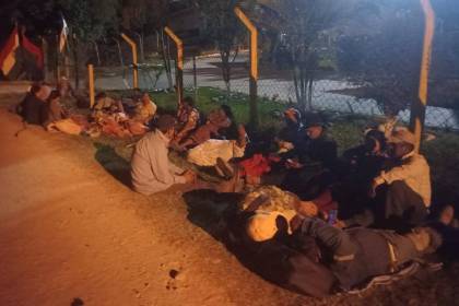 Santa Cruz: Campesinos toman pozo petrolero en la provincia Sara y exigen la renuncia de Paz, reporta la Policía