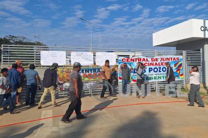 Falta diésel: Movilizados aguardan resultados de reunión con YPFB y mantienen amenaza de cierre de válvulas de planta en Yapacaní