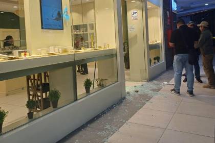 Delincuentes son expertos y estaban seguros que no los capturarían, dice dueña de joyería atracada en Cochabamba