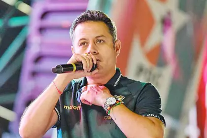 Lara confirma que usará el uniforme policial en su posesión el 8 de noviembre en La Paz