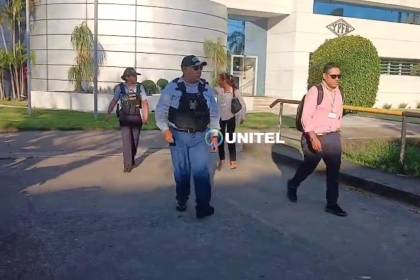 Gasolina basura: Ejecutan dos allanamientos en busca de la directora jurídica de YPFB Andina