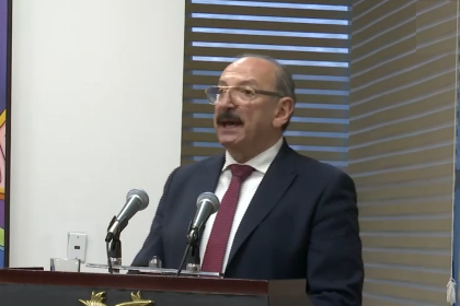 El abogado Hugo León es el nuevo procurador general del Estado