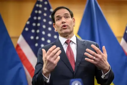 Rubio asegura que Maduro se enfrentará a la justicia de EEUU y no habrá más ataques en Venezuela, según un senador