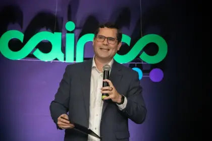 Presidente de Cainco dice que el salario mínimo fijado por el Gobierno “repite esquemas” porque “no surge de un diálogo tripartito” 