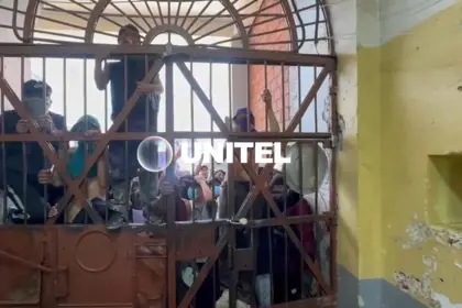 Reclusos de la cárcel de San Pedro protestan para pedir prediarios