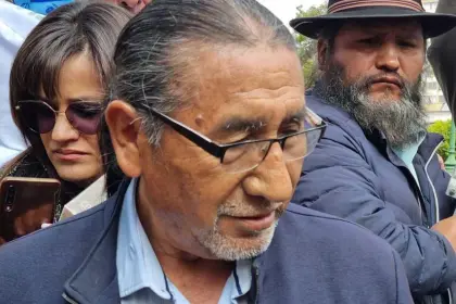 FPV presenta acción de libertad para participar de la elección y amenaza con un proceso contra vocales del TSE