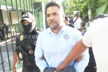 Madre del pastor evangélico detenido pide que haya justicia basada en pruebas