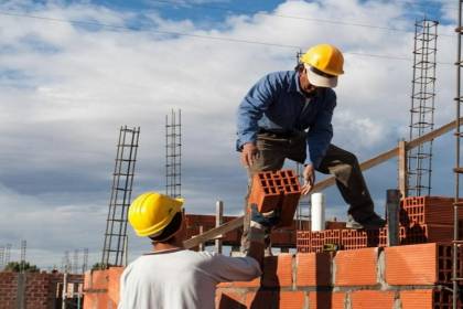 En menos de 24 horas, un albañil y un pintor murieron al caer de construcciones en La Paz y El Alto