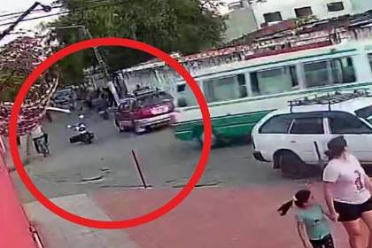 Ciclista iba por su hija al colegio y terminó atropellado por un micro; familia pide ayuda para cubrir gastos médicos