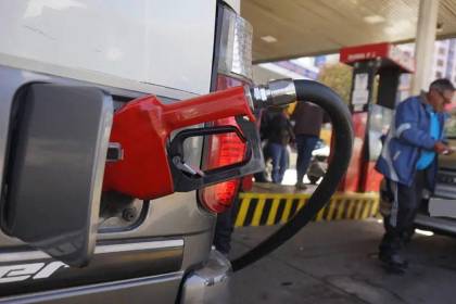 Gasolina desestabilizada: ¿Qué opinan en el eje central sobre la versión de “sabotaje” al Gobierno?