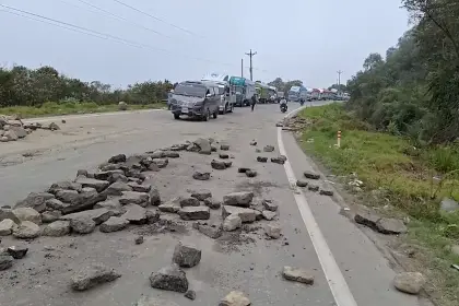 La Policía reporta 47 puntos de bloqueo en Cochabamba, la mayoría en las rutas al oriente