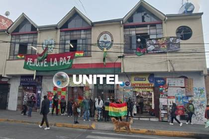 Toman la sede de la Fejuve de La Paz para unificar e impulsar una nueva elección de dirigentes, dicen ciudadanos