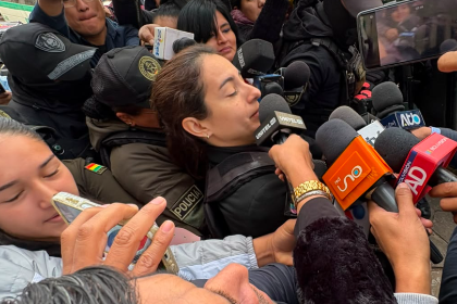 Caso maletas: Trasladan a Laura Rojas a la Fiscalía para el trámite de arraigo antes de salir de Palmasola