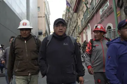 “Las bases han decidido no tener Navidad”, COB determina continuar con medidas de presión en rechazo al DS 5503