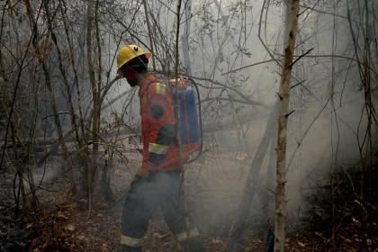 Lluvias apagaron el 70% de los incendios en Santa Cruz y el 90% en Beni, según el Gobierno