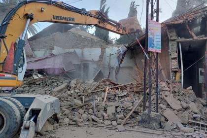 Alcaldía de Cochabamba demuele inmuebles en la avenida Oquendo para ampliar la vía