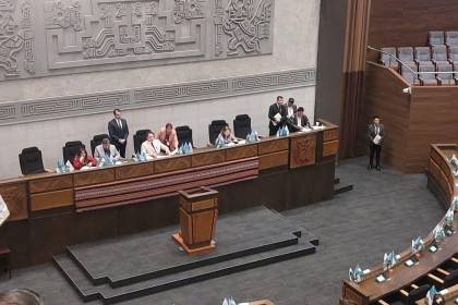 Asamblea Legislativa sesiona para interpelar al ministro de Educación, Erick Sanjinés