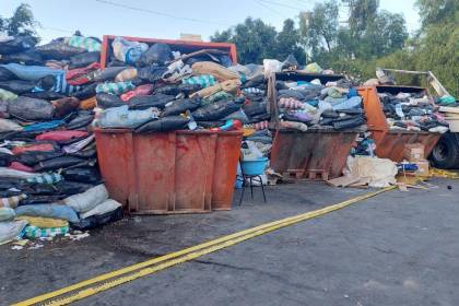 Tras el cierre del botadero de K’ara K’ara, contenedores de basura colapsan en Cochabamba