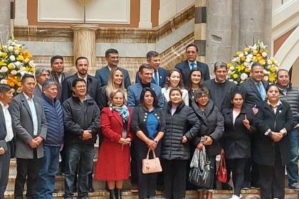 En presencia de gobernadores, Paz promulga la ley que devuelve el pago de prediarios y el bono de vacunación al Gobierno