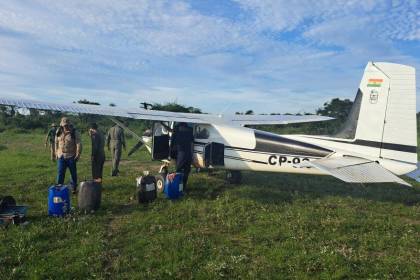 Militares interceptan en el norte de Paraguay a una aeronave “ilícita” con matrícula boliviana, que presumen se trasladaba a cargar droga