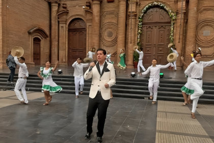 Al ritmo de sus danzas y con reconocidos artistas, La Revista adelanta los festejos por la efeméride de Santa Cruz