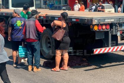 Santa Cruz: Peatón muere arrollado por un camión en la zona de la Pampa de la Isla 