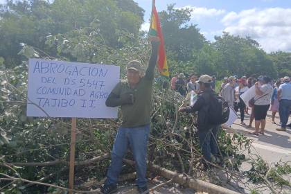 Bloqueo en la Chiquitania: Productores contemplan cuarto intermedio desde este miércoles