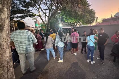 Largas filas para tramitar certificados de impedimento, un día después de las elecciones