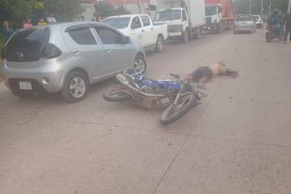 Tragedia en el Plan Tres Mil: Adolescente cae y pierde la vida tras ser impactado un vehículo cuyo conductor se dio a la fuga 
