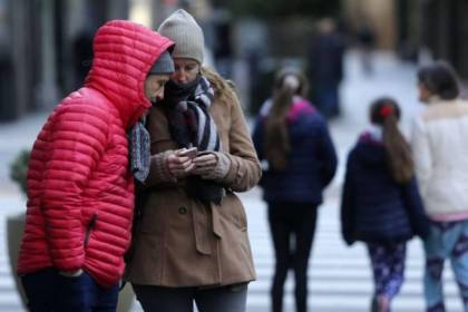 Un nuevo frente frío ingresa al país la noche de este lunes: ¿A qué departamentos afectará?