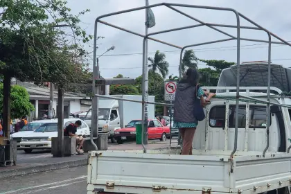 Santa Cruz: Transporte público cumple segunda jornada de paro en rechazo a la eliminación de la subvención de combustibles