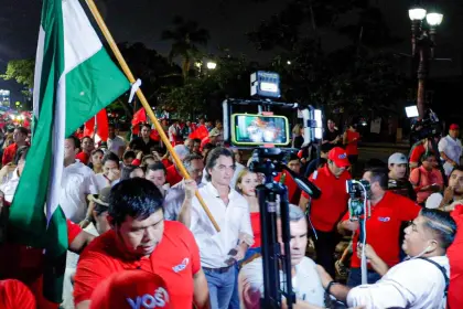 “Los picaros se van”: Saavedra agradece el apoyo y compromete una Alcaldía cruceña “al servicio de la gente”