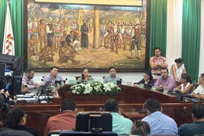 Santa Cruz: Concejo aprueba tarifa de Bs 3,50 para mayores y remite norma al Ejecutivo Municipal
