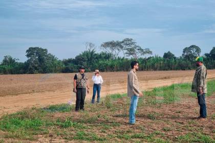 Avasallamiento en Santa Rita: INRA, Policía y propietarios del predio realizan una inspección ocular