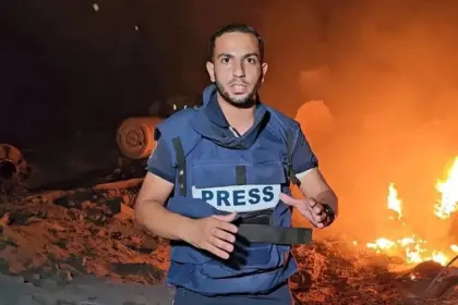 Cinco periodistas mueren en un bombardeo en Gaza; Israel dice que una de las víctimas era terrorista