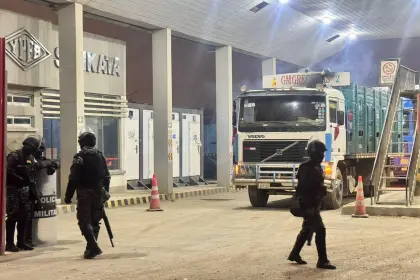 Resguardo militar en plantas de YPFB continúa este martes por el “sabotaje” denunciado por el Gobierno