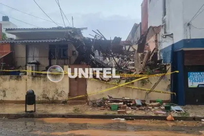 Explosión al interior de un inmueble afecta a otra vivienda y causa daños de consideración en pleno centro cruceño