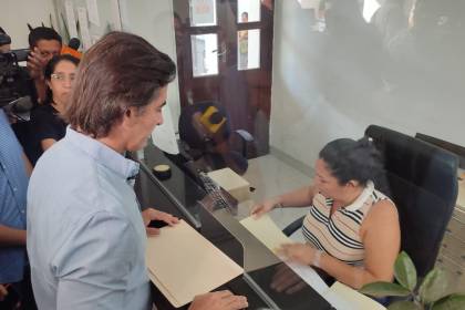 Saavedra pide a Jhonny instruir el inicio de la transición en la Alcaldía cruceña y la entrega de información completa