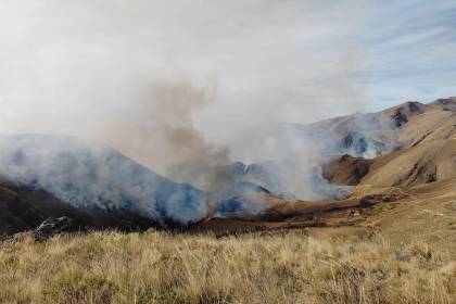 Tarija detecta dos zonas críticas afectadas por incendios forestales y se anuncian trabajos de sofocación por tierra y aire