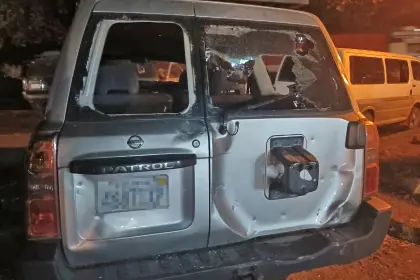 Emboscada a Umopar deja al menos tres policías heridos y vehículos dañados tras operativo antidroga