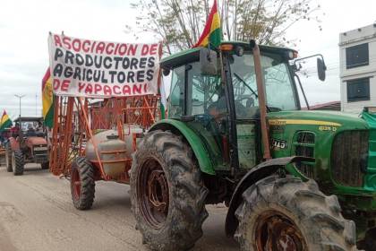 Persisten las filas por diésel y el agro se une al rechazo del decreto que dicta un precio referencial